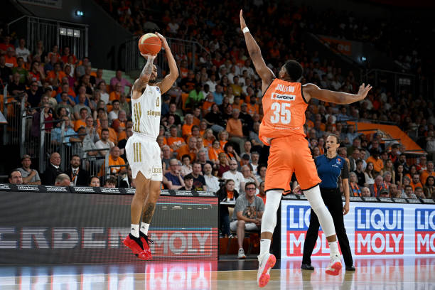 如此稳健的 如此稳健的