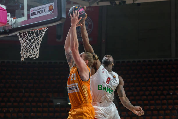 外弹或手递 外弹或手递