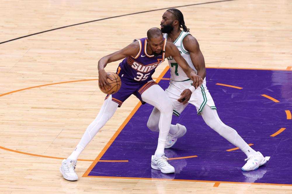 三位明星球 三位明星球